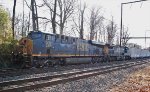 CSX 909 leads M404